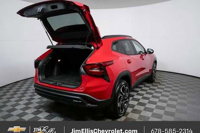New 2026 Chevrolet Trax RS w/ Sunroof Package FWD image 26