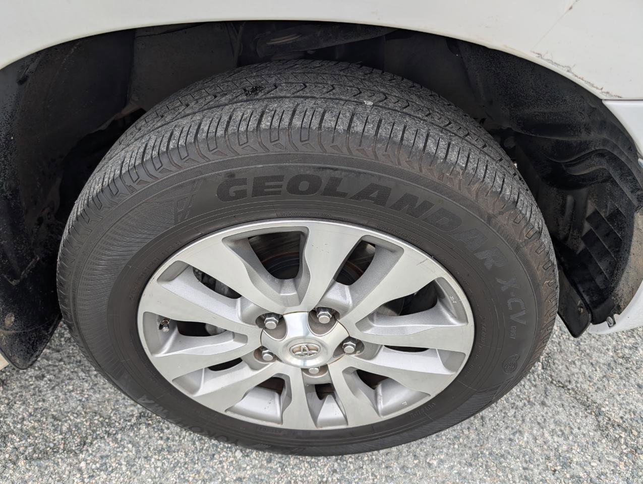 Used 2015 Toyota Sequoia Limited image 4