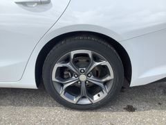 Used 2019 Chevrolet Malibu LT w/ Driver Confidence Package FWD image 13