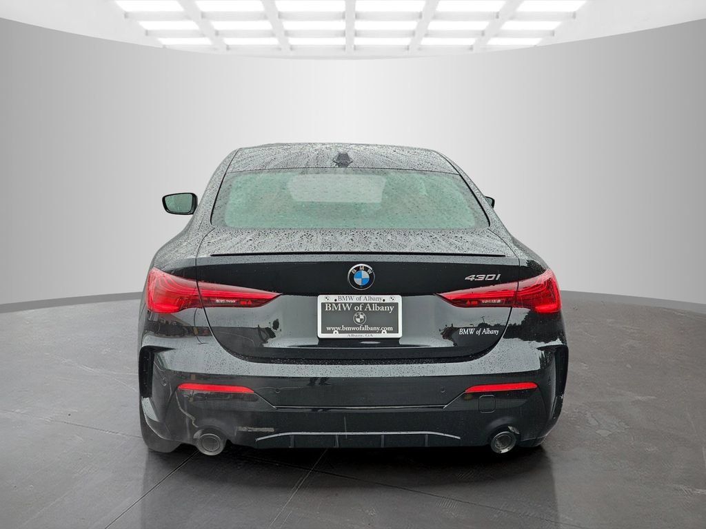 Used 2026 BMW 430i Coupe w/ M Sport Package RWD image 5