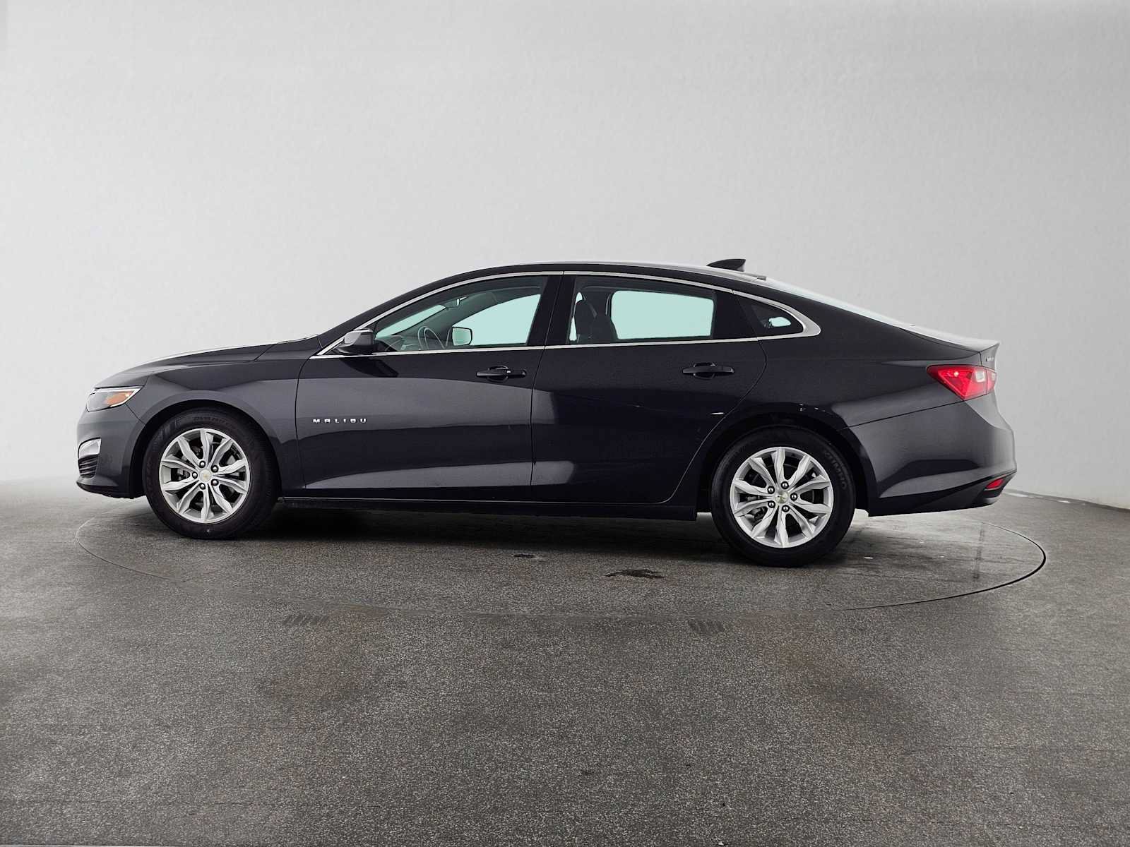 Used 2023 Chevrolet Malibu LT FWD image 6