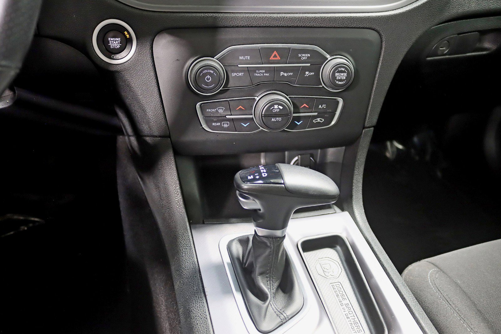 Used 2023 Dodge Charger R/T w/ Cold Weather Package RWD image 23