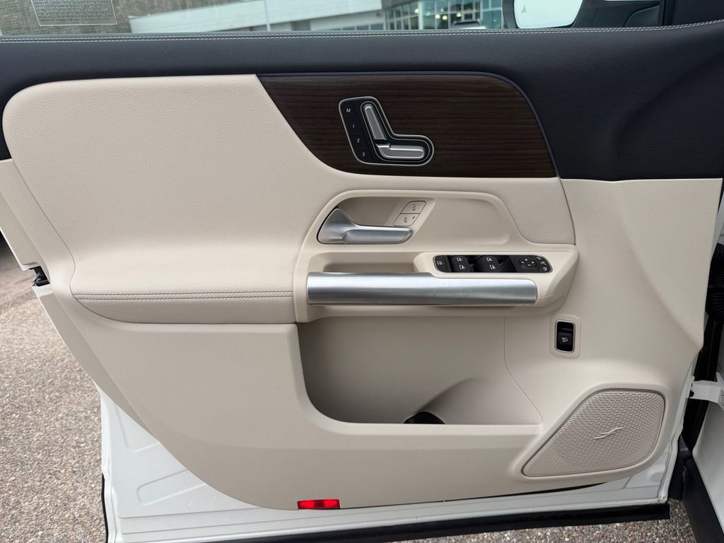 Certified 2025 Mercedes-Benz GLA 250 image 15