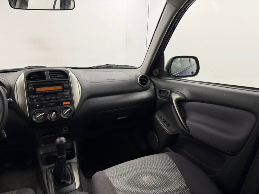 Used 2005 Toyota RAV4 2WD image 44