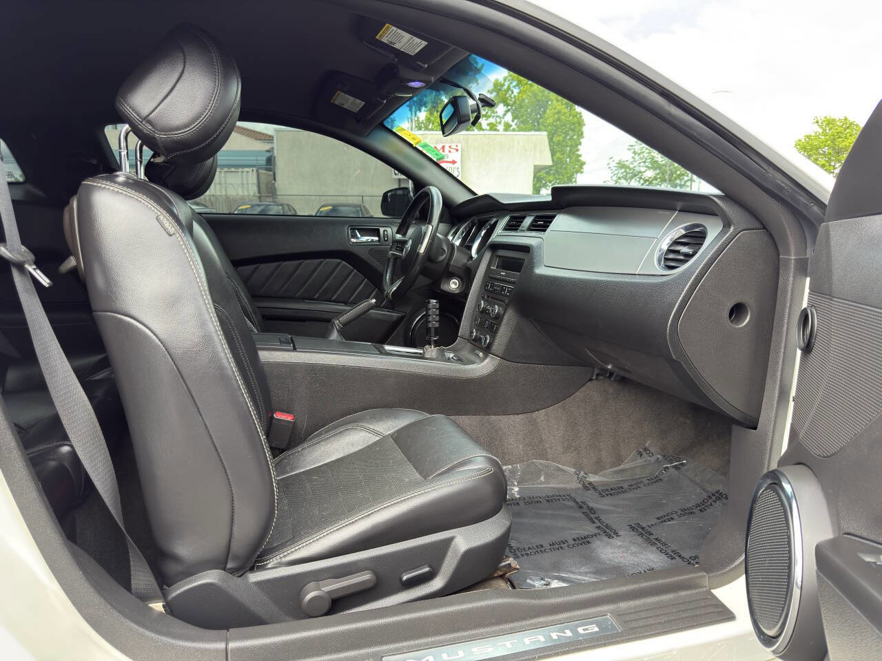 Used 2013 Ford Mustang GT Premium w/ Brembo Brake Pkg image 13