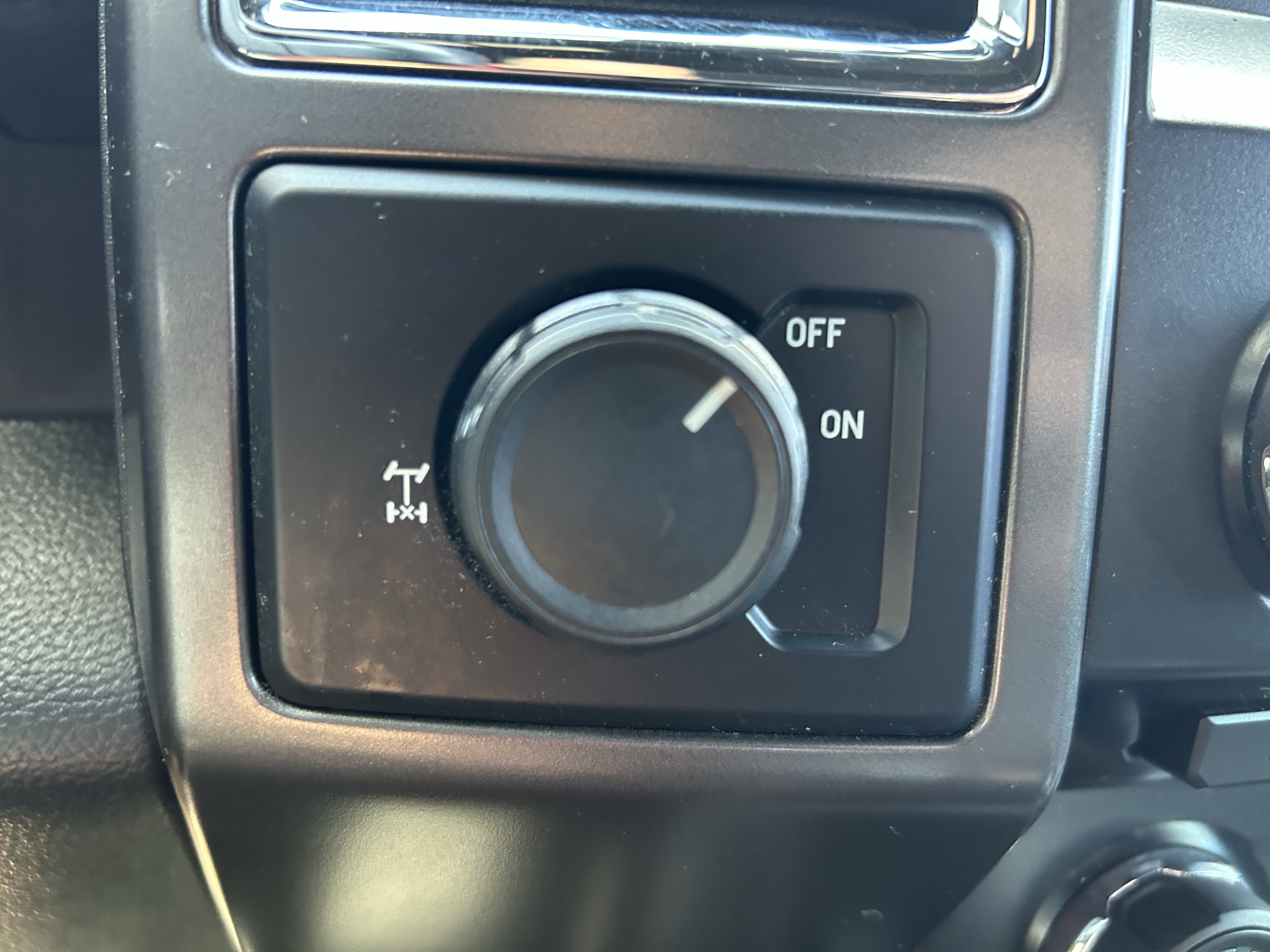 Used 2017 Ford F150 XLT w/ Equipment Group 302A Luxury RWD image 31