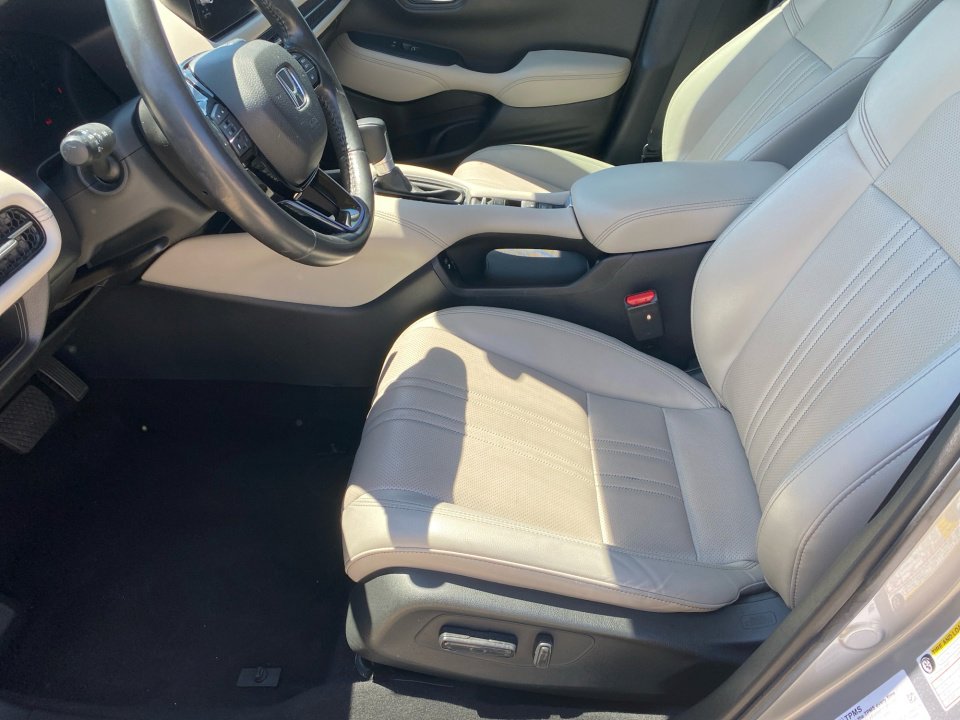 Certified 2024 Honda HR-V EX-L image 34
