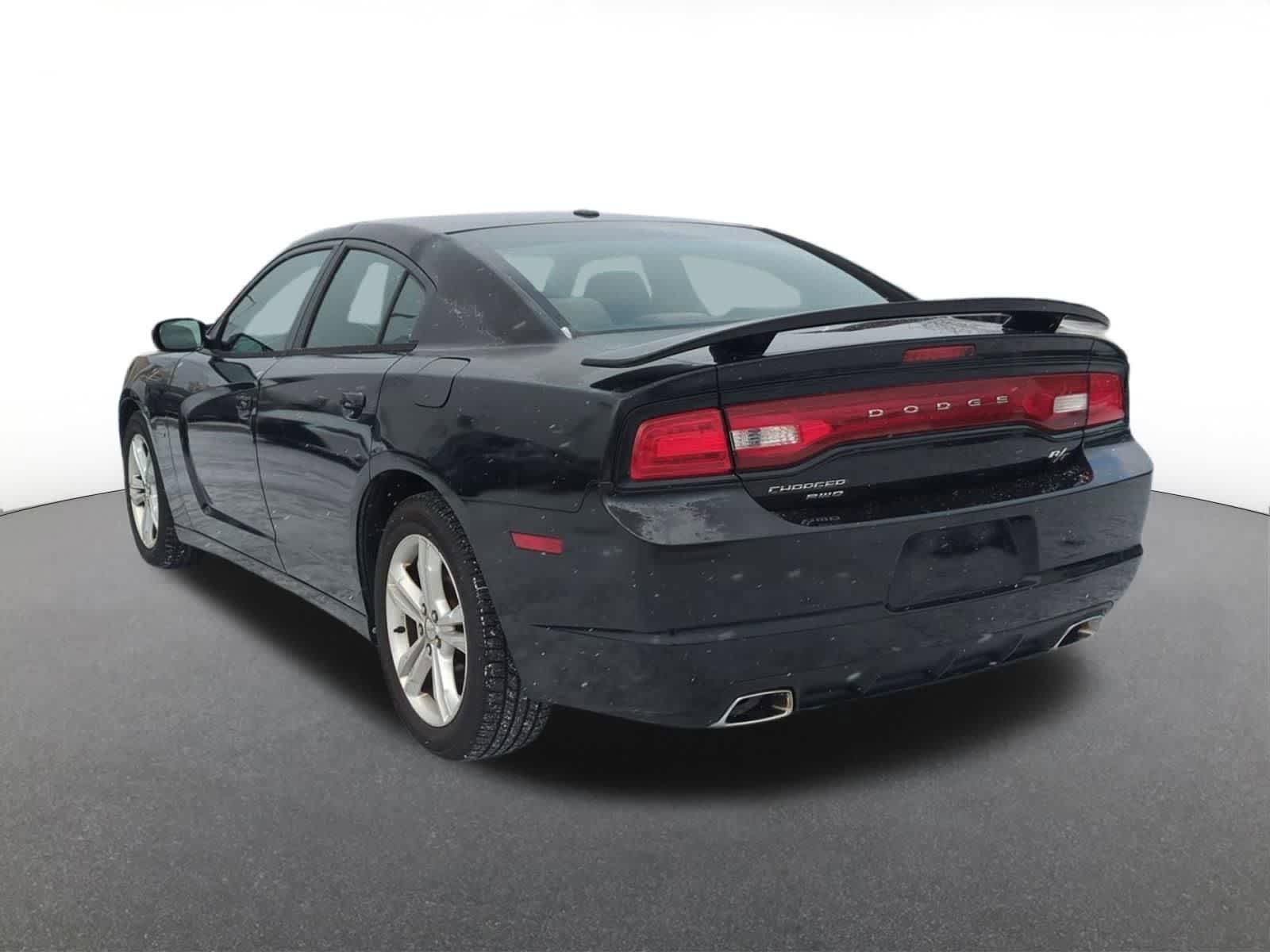 Used 2011 Dodge Charger R/T image 4