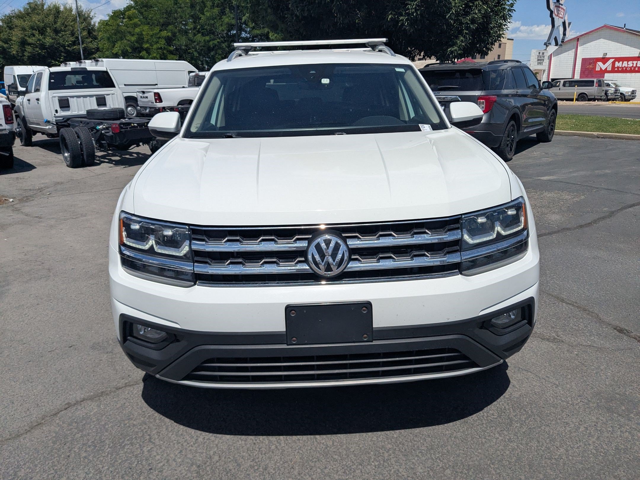 Used 2019 Volkswagen Atlas SE w/ Towing Package AWD/4WD image 11