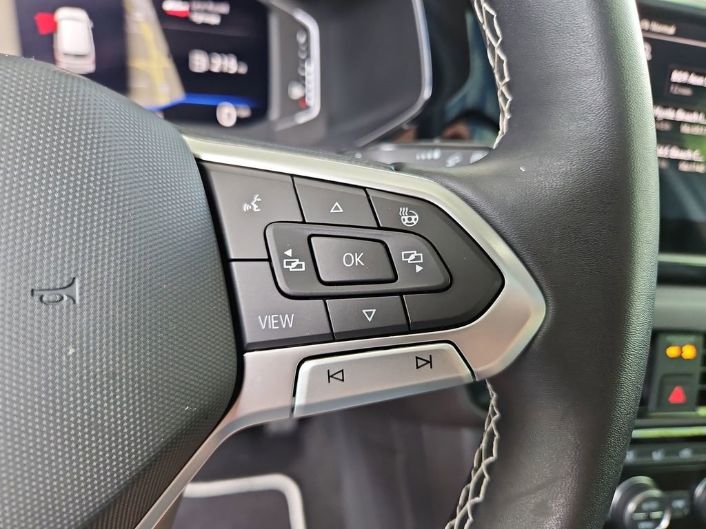 Used 2023 Volkswagen Taos SEL AWD/4WD image 12