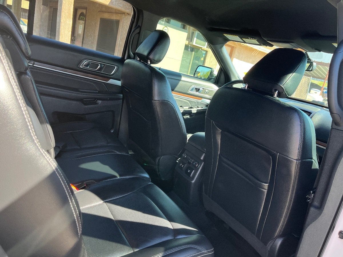 Used 2019 Ford Explorer Limited w/ Class III Trailer Tow Package FWD image 33