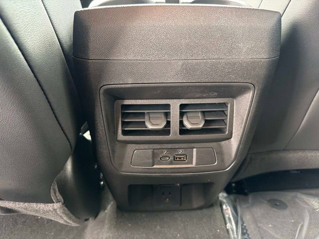 New 2026 GMC Canyon Elevation w/ Convenience Package image 15