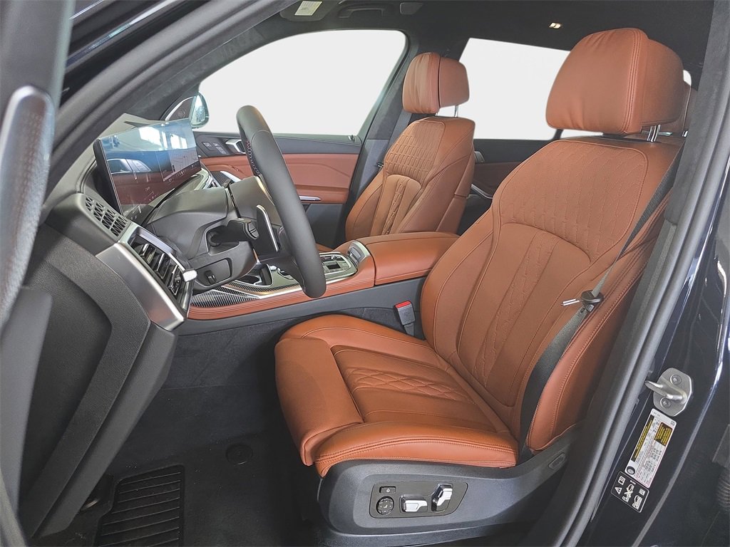 New 2026 BMW X7 M60i image 10