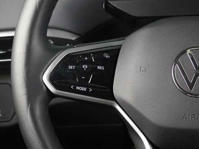 Used 2023 Volkswagen ID.4 Pro S image 21