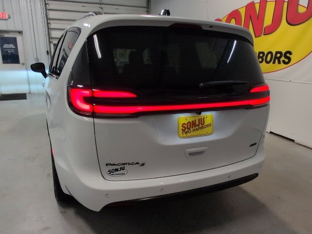 New 2026 Chrysler Pacifica Select image 38
