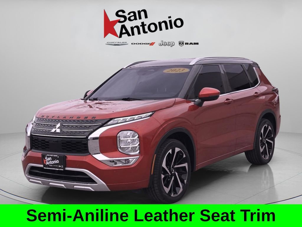 Used 2023 Mitsubishi Outlander SEL image 4