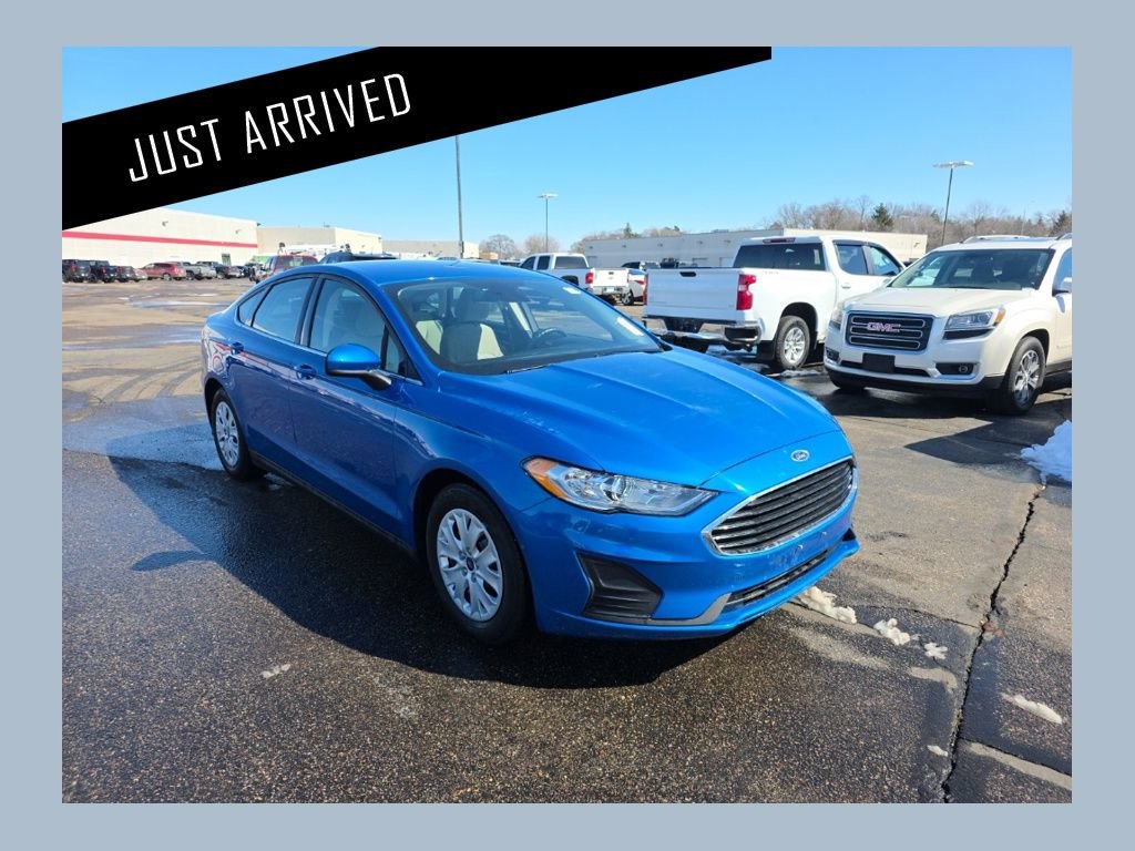 Used 2020 Ford Fusion S image 1