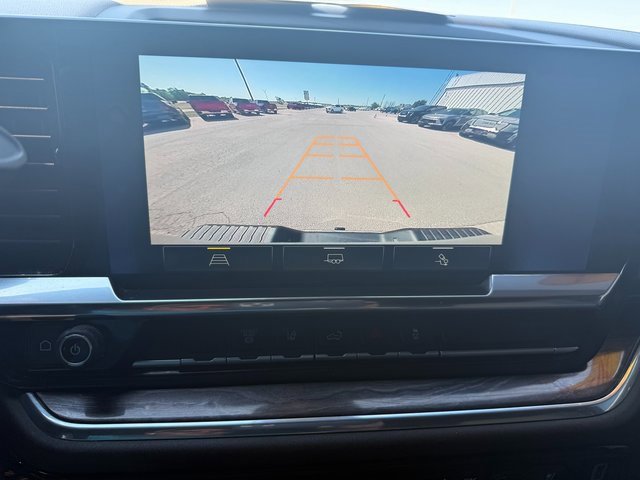 Used 2024 Chevrolet Silverado 3500 LTZ w/ LTZ Convenience Package image 16