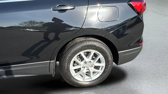 Used 2023 Chevrolet Equinox LT FWD image 34