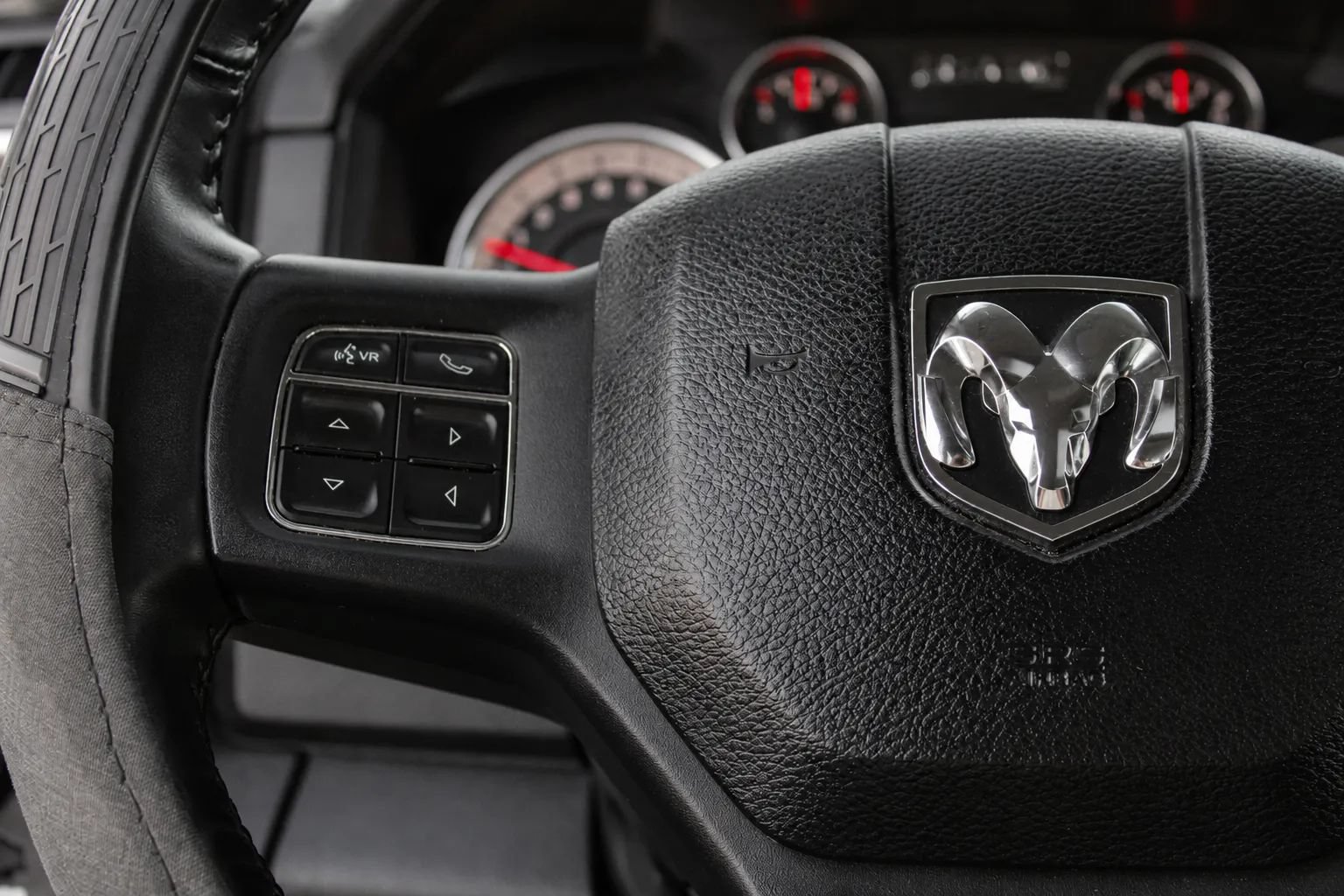 Used 2014 RAM 1500 Sport w/ Sport Premium Group AWD/4WD image 14