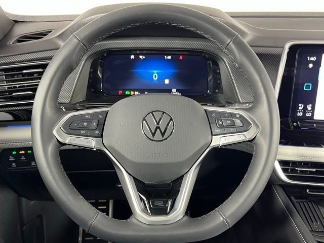 Used 2025 Volkswagen Atlas Cross Sport SEL Premium R-Line image 15