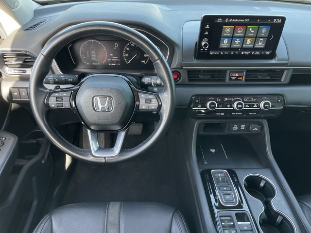 Used 2024 Honda Pilot Touring image 11