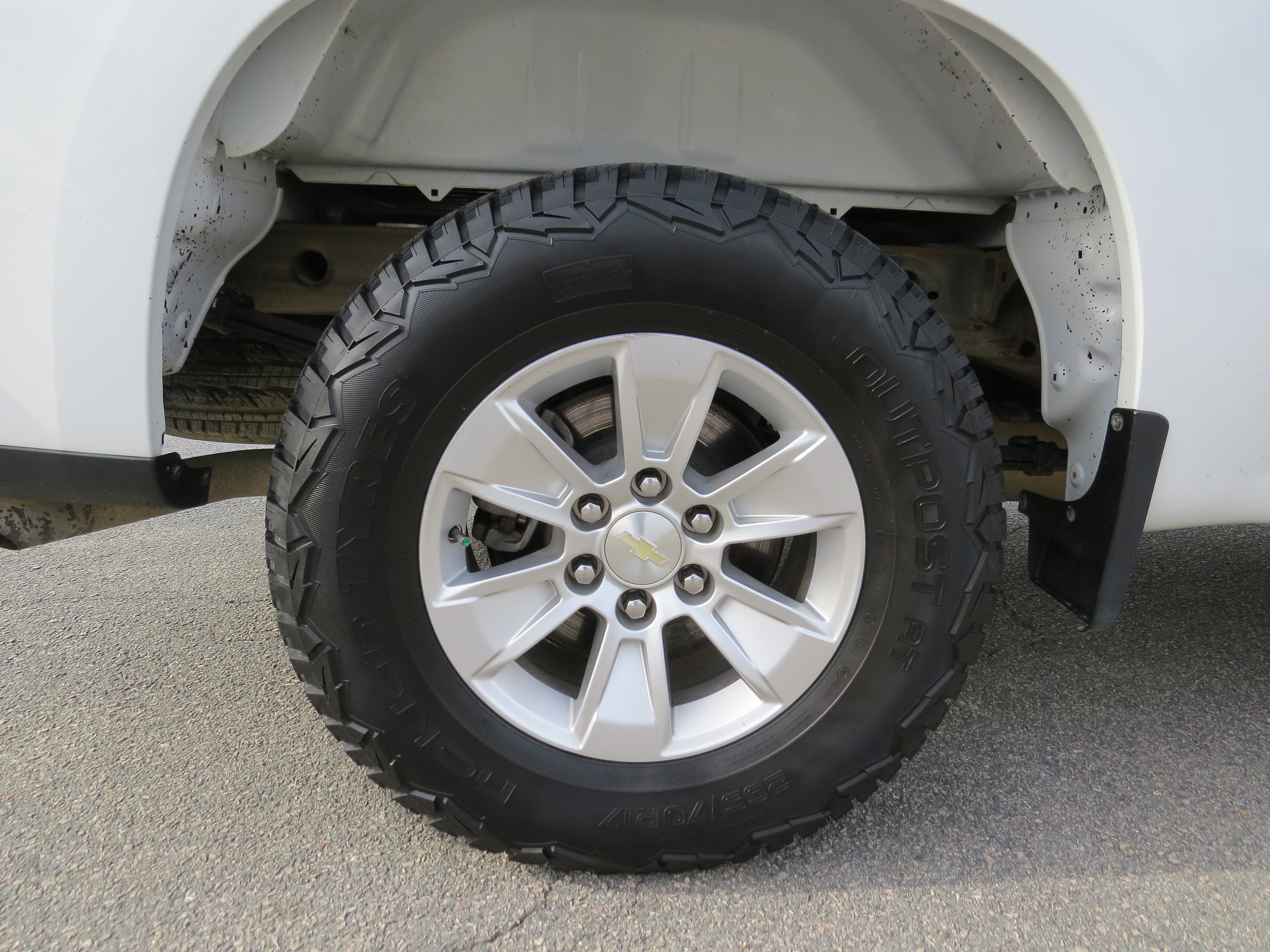 Used 2020 Chevrolet Silverado 1500 LT image 11