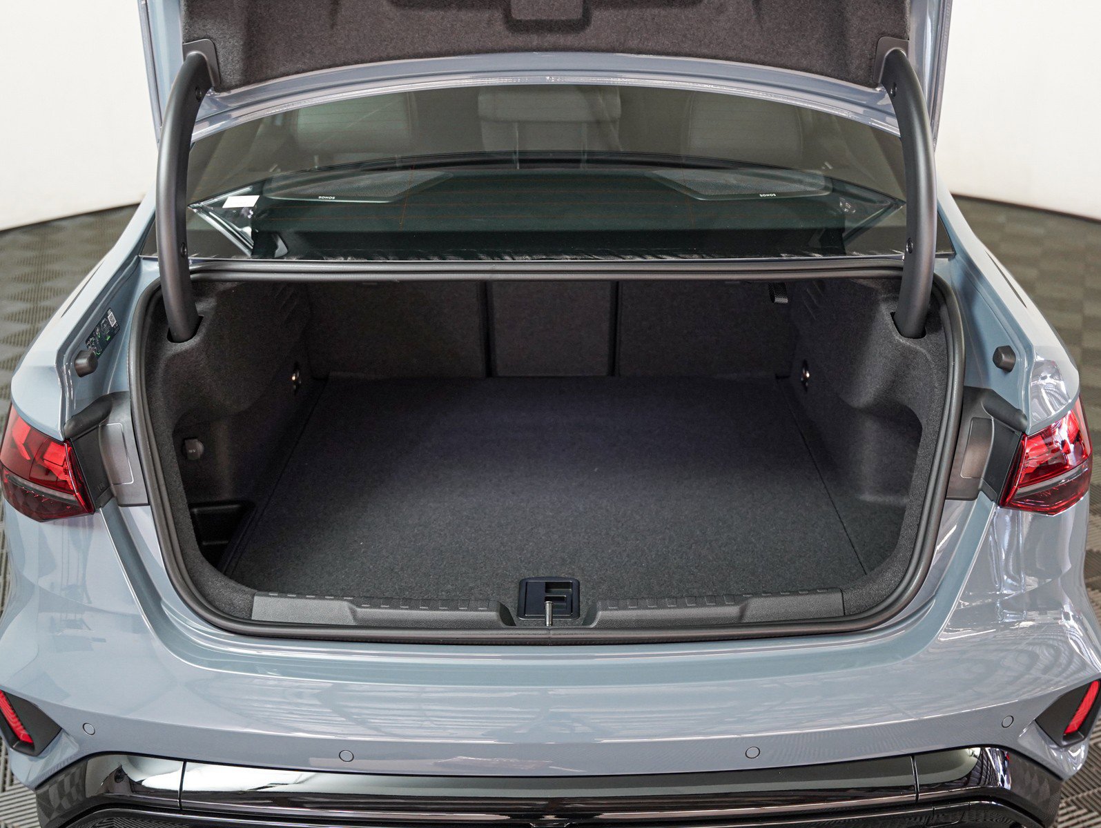 New 2026 Audi RS 3 image 8