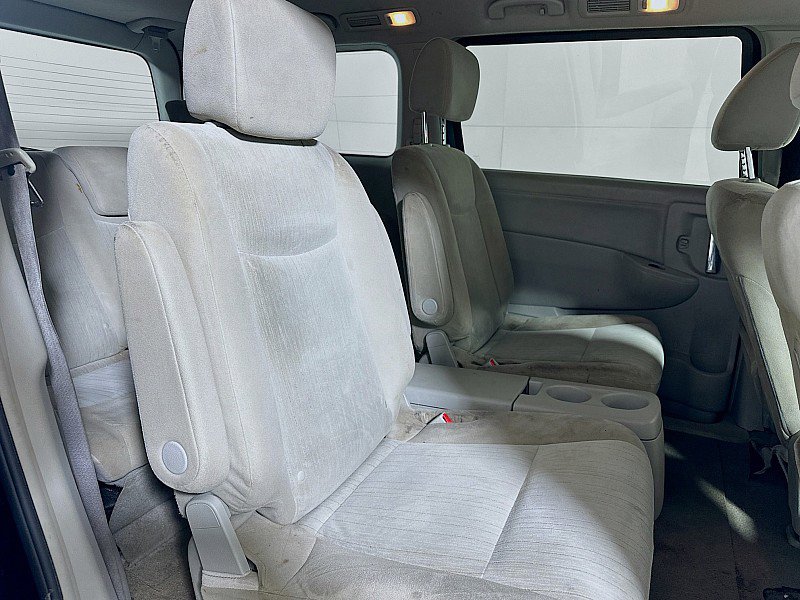 Used 2017 Nissan Quest SV image 26