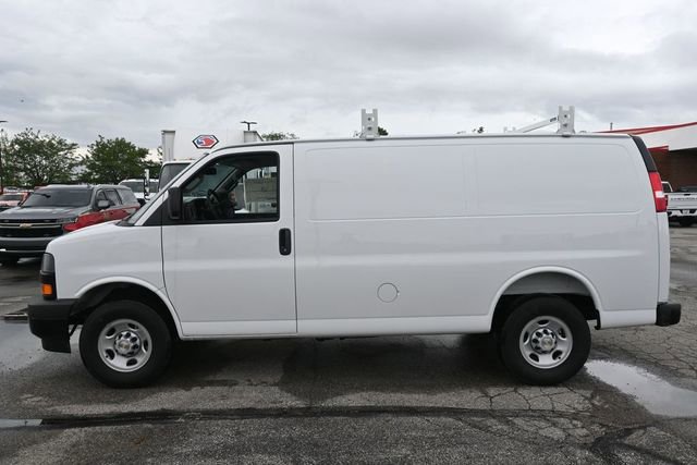 New 2026 Chevrolet Express 2500 w/ Driver Convenience Package RWD image 19