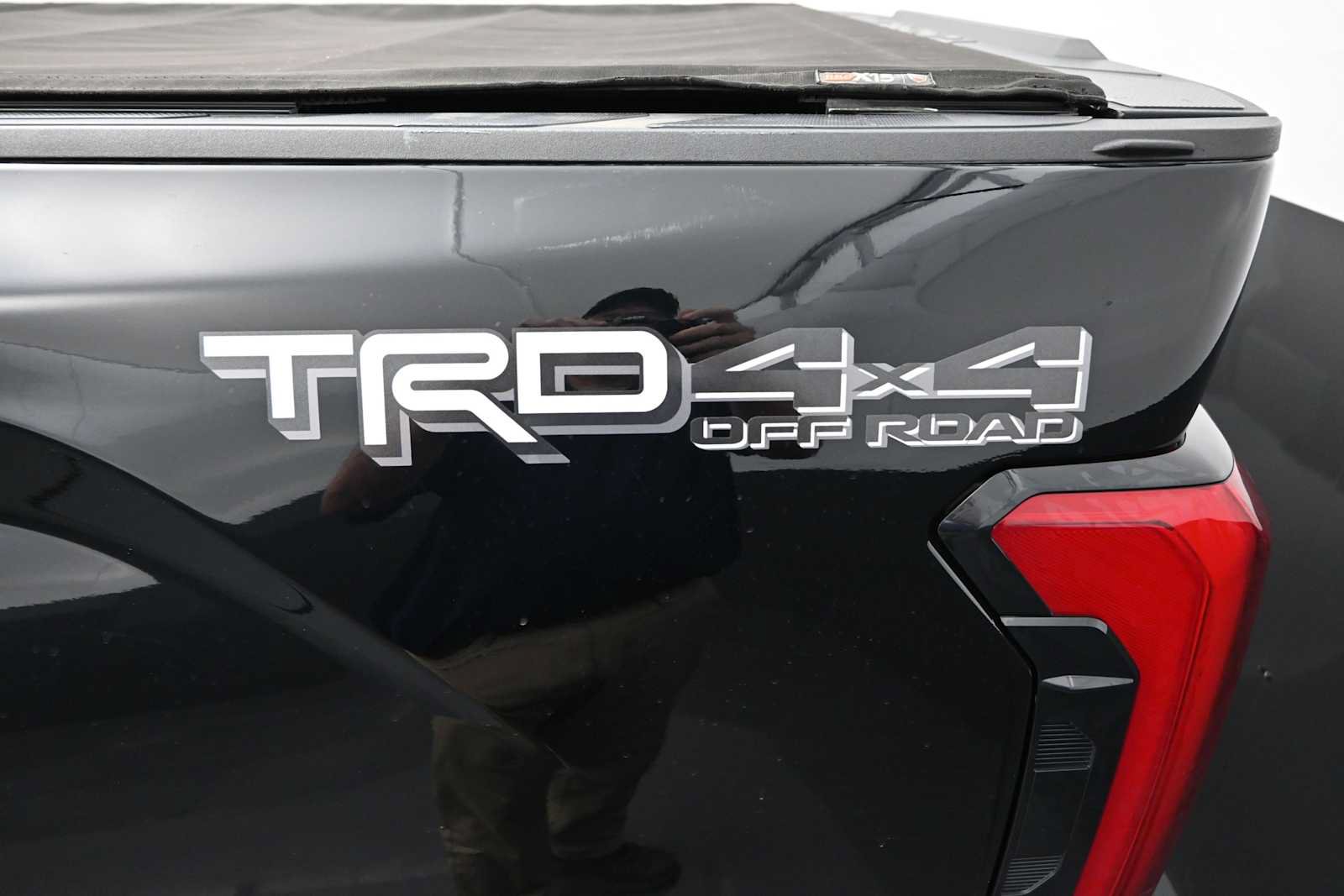 Used 2022 Toyota Tundra SR5 w/ TRD Off-Road Premium Package AWD/4WD image 21