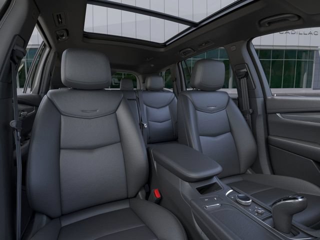 New 2025 Cadillac XT6 Luxury image 18