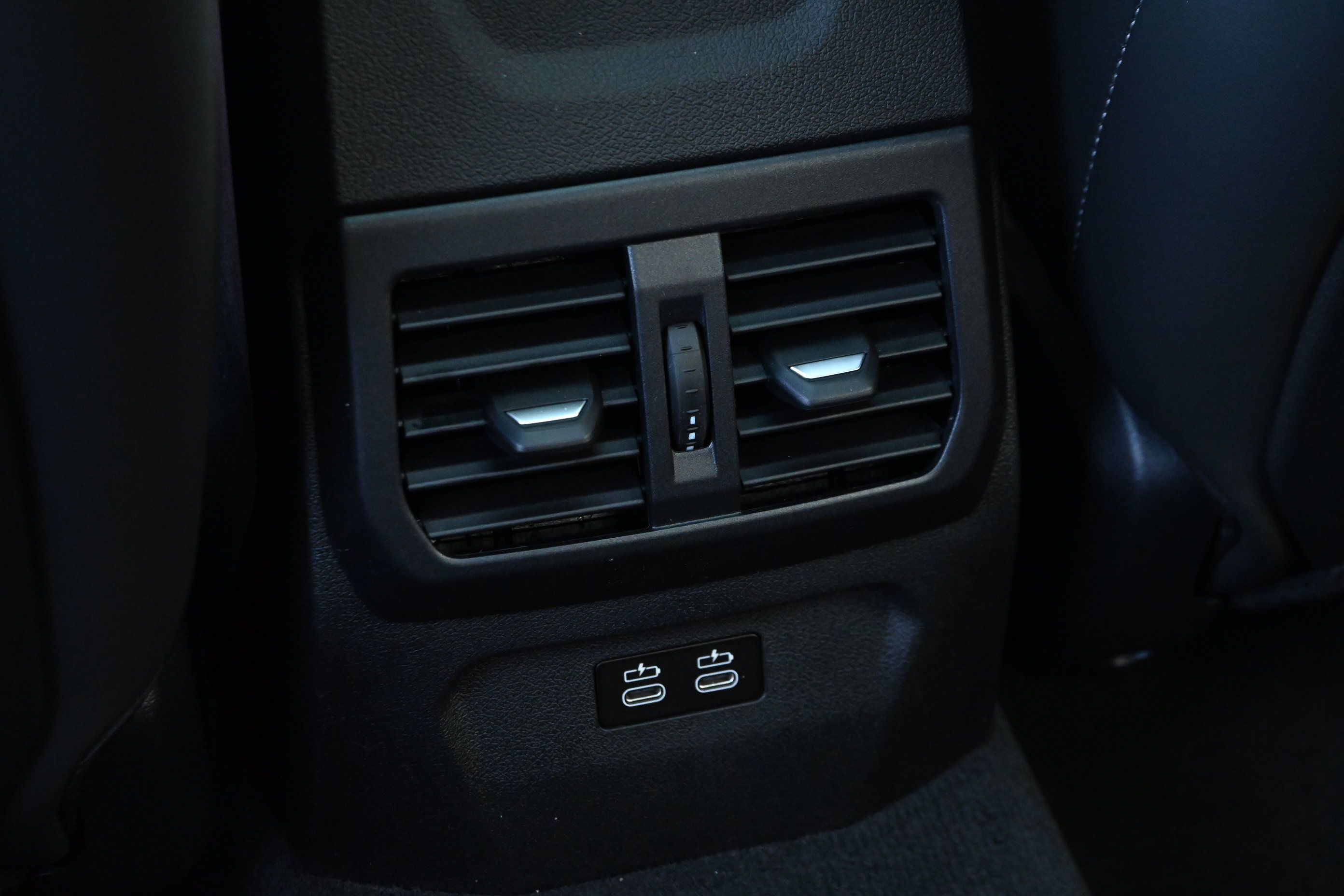 New 2026 BMW 228i w/ Technology Package FWD image 29