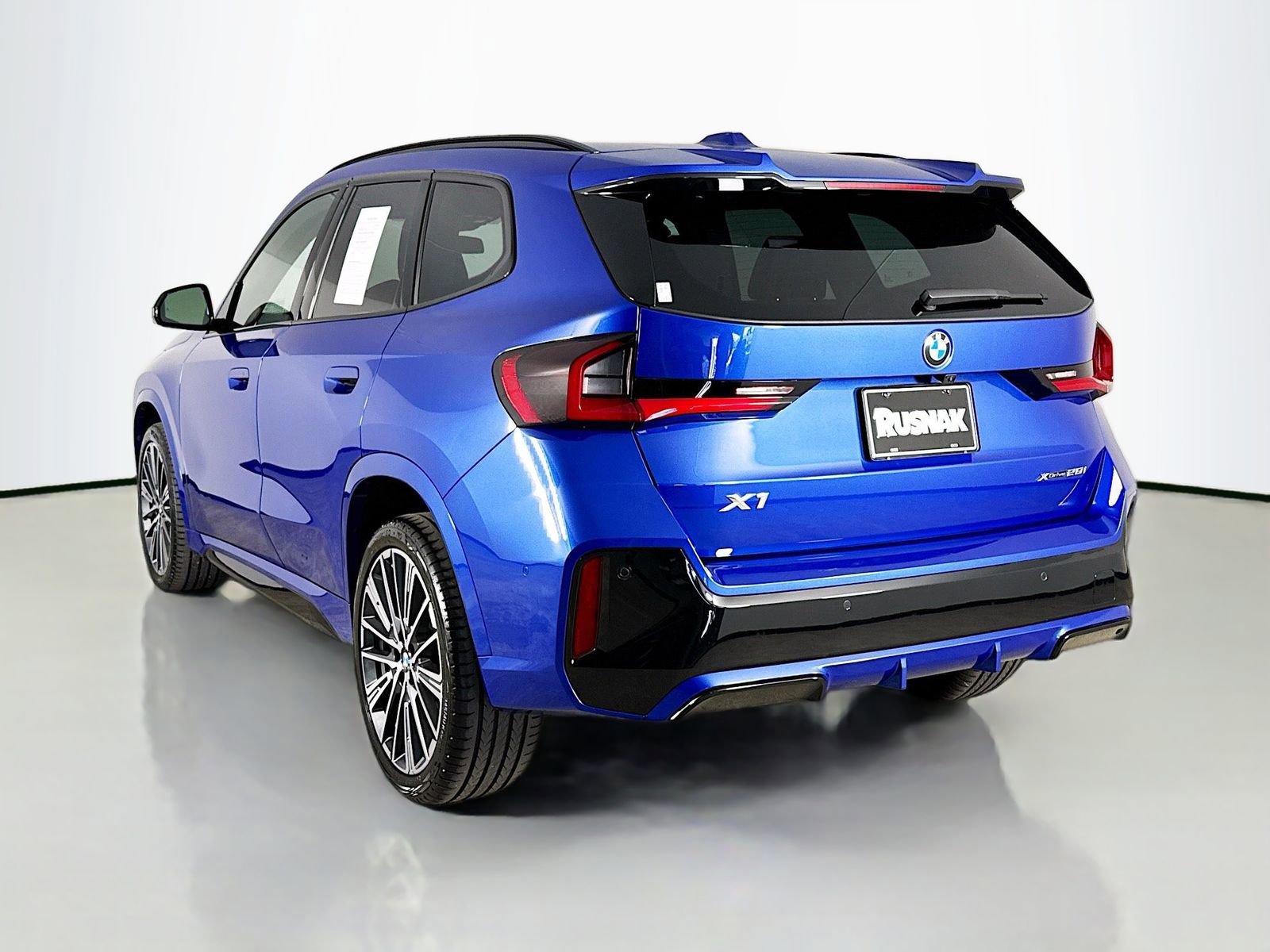 Used 2026 BMW X1 xDrive28i w/ Technology Package AWD/4WD image 5