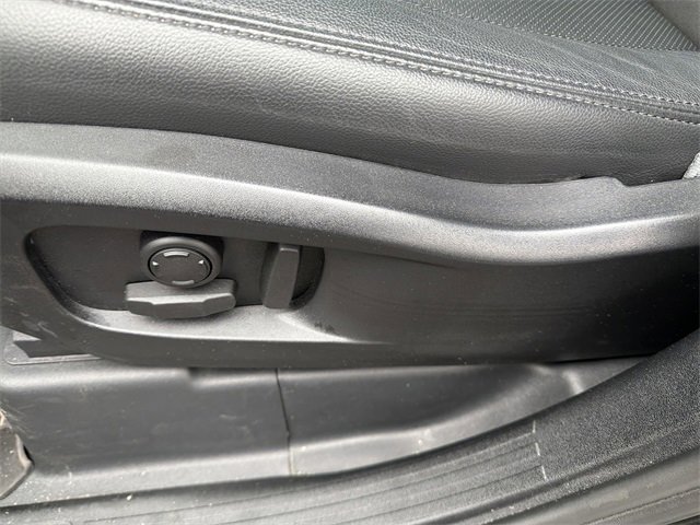 Used 2024 Land Rover Defender 110 S image 17