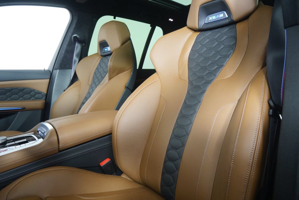 New 2026 BMW X5 M Competition w/ Executive Package AWD/4WD image 10