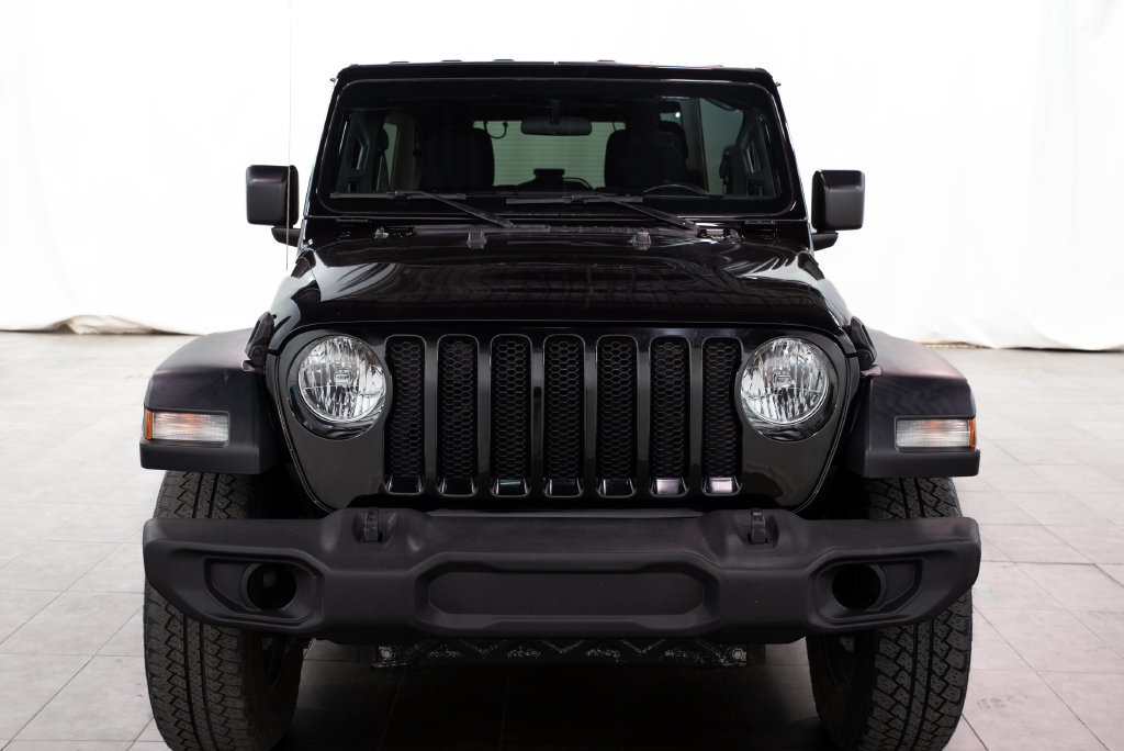 Used 2019 Jeep Wrangler Unlimited Sport S AWD/4WD image 2