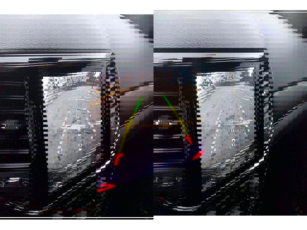 Used 2020 Jeep Grand Cherokee Limited X image 22