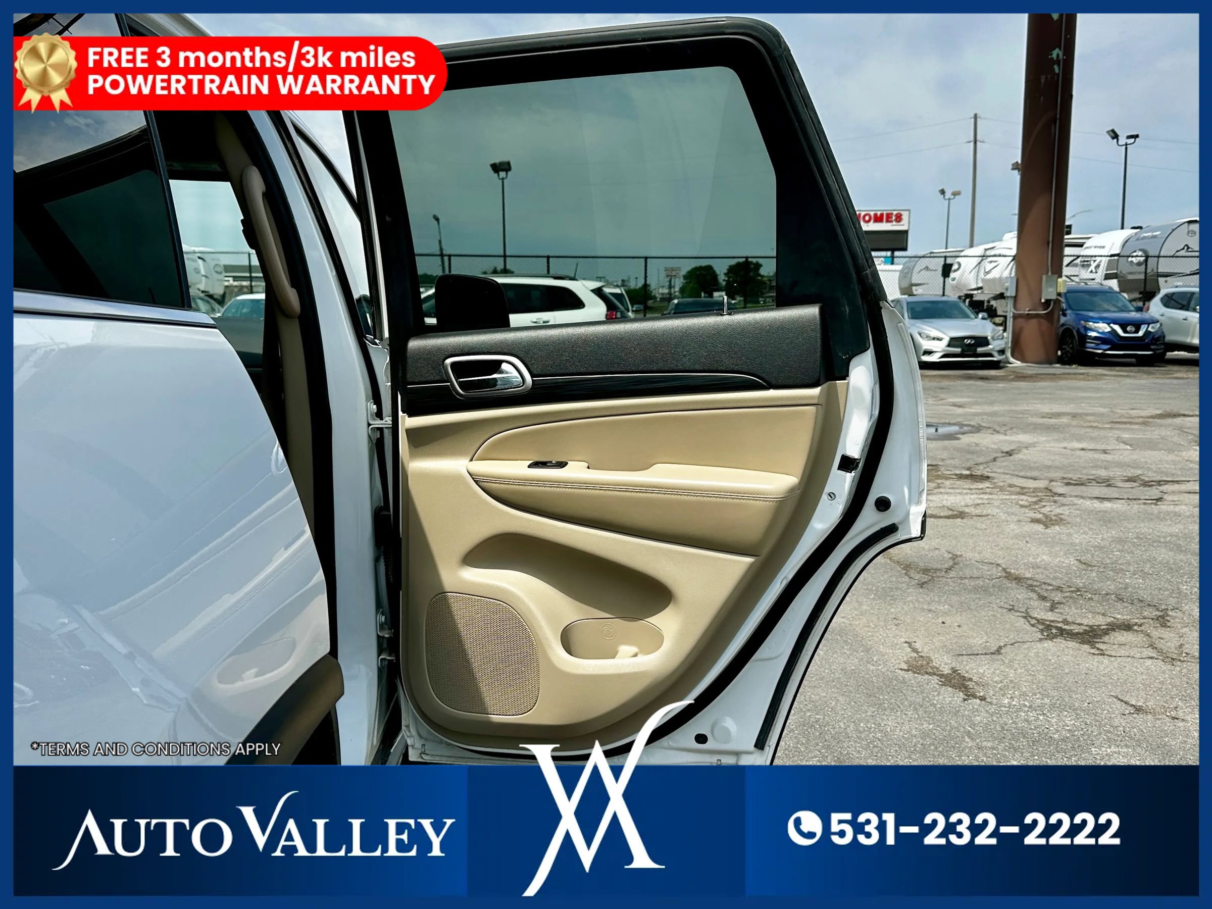 Used 2022 Jeep Grand Cherokee Laredo E image 24