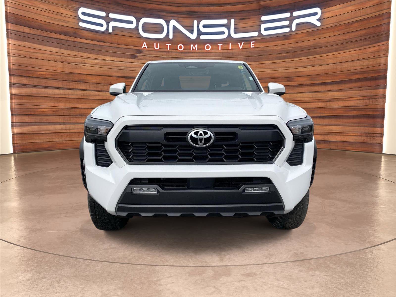 Used 2025 Toyota Tacoma TRD Off-Road image 10