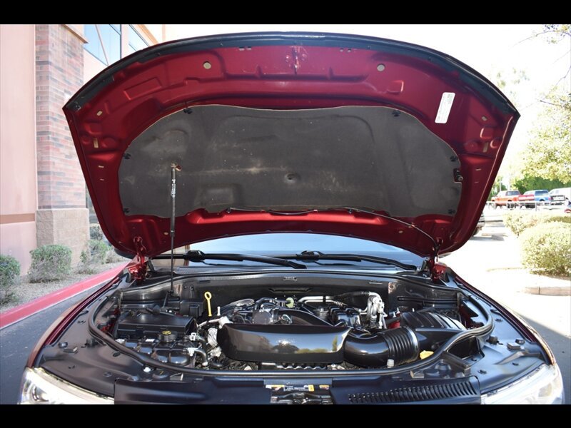 Used 2023 Dodge Durango SXT Launch Edition RWD image 38