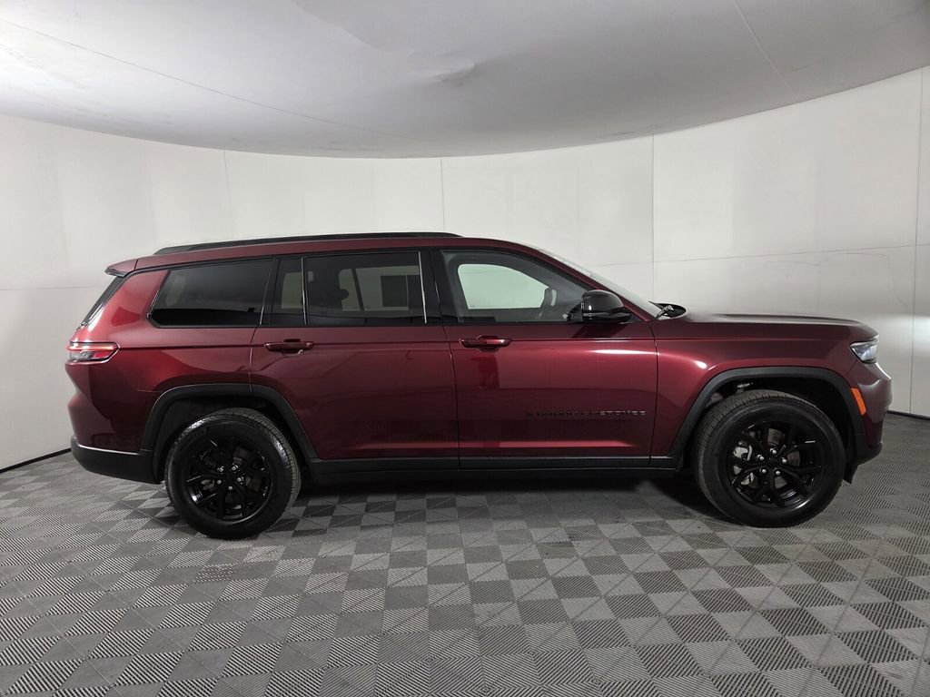 Certified 2024 Jeep Grand Cherokee L Altitude image 34