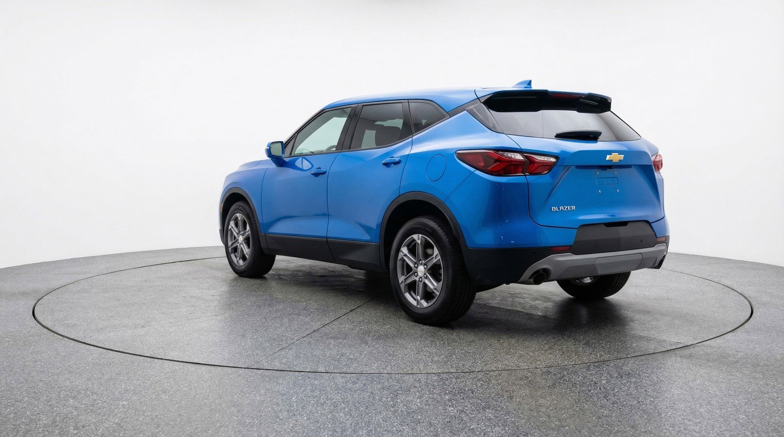 Used 2025 Chevrolet Blazer LT image 6