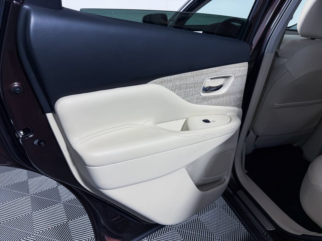 Certified 2019 Nissan Murano SL FWD image 48