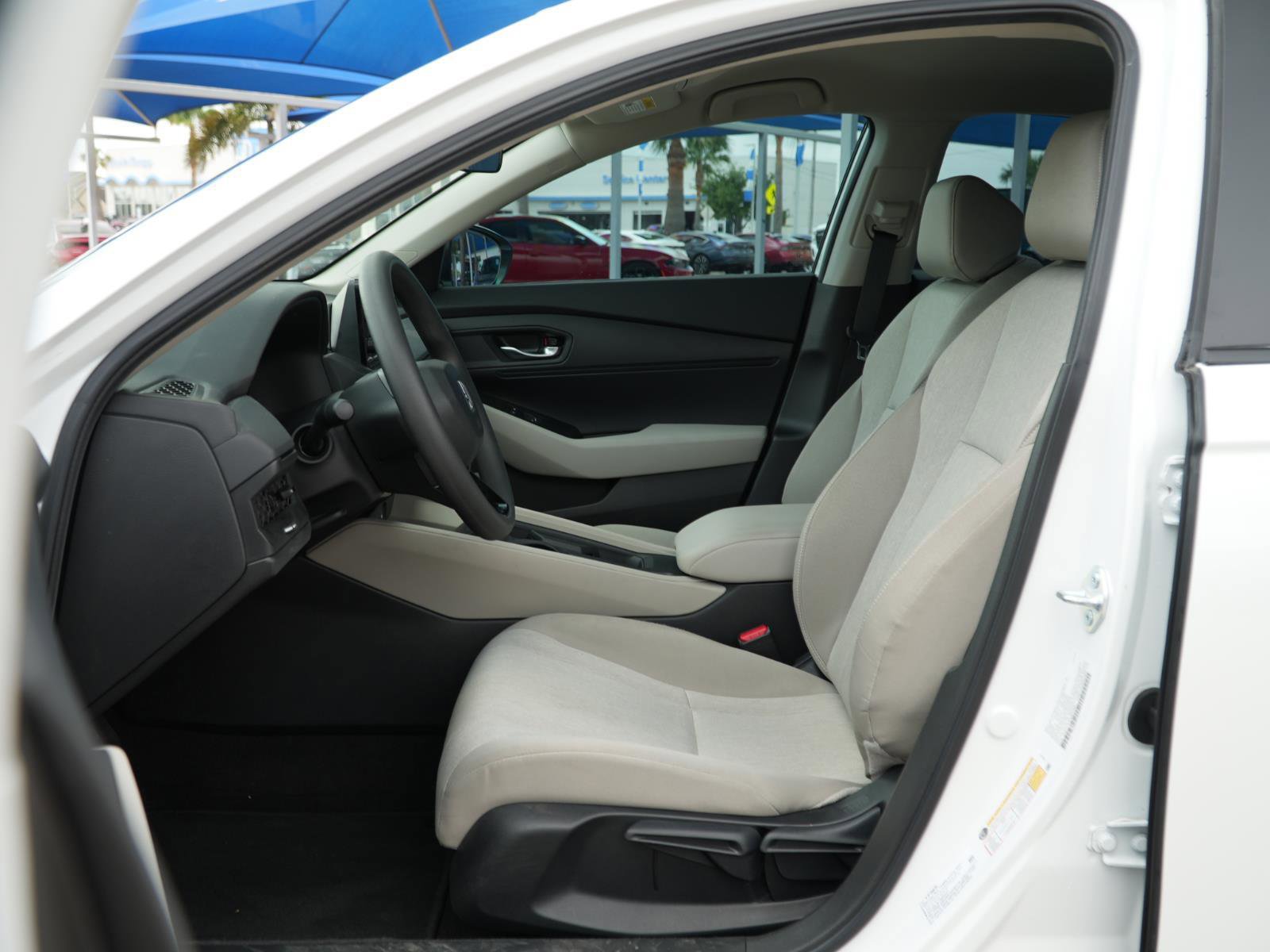 Used 2025 Honda Accord LX image 15