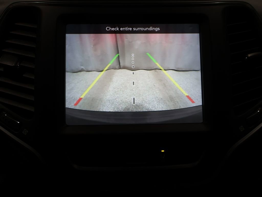 Certified 2022 Jeep Cherokee Latitude Lux image 28