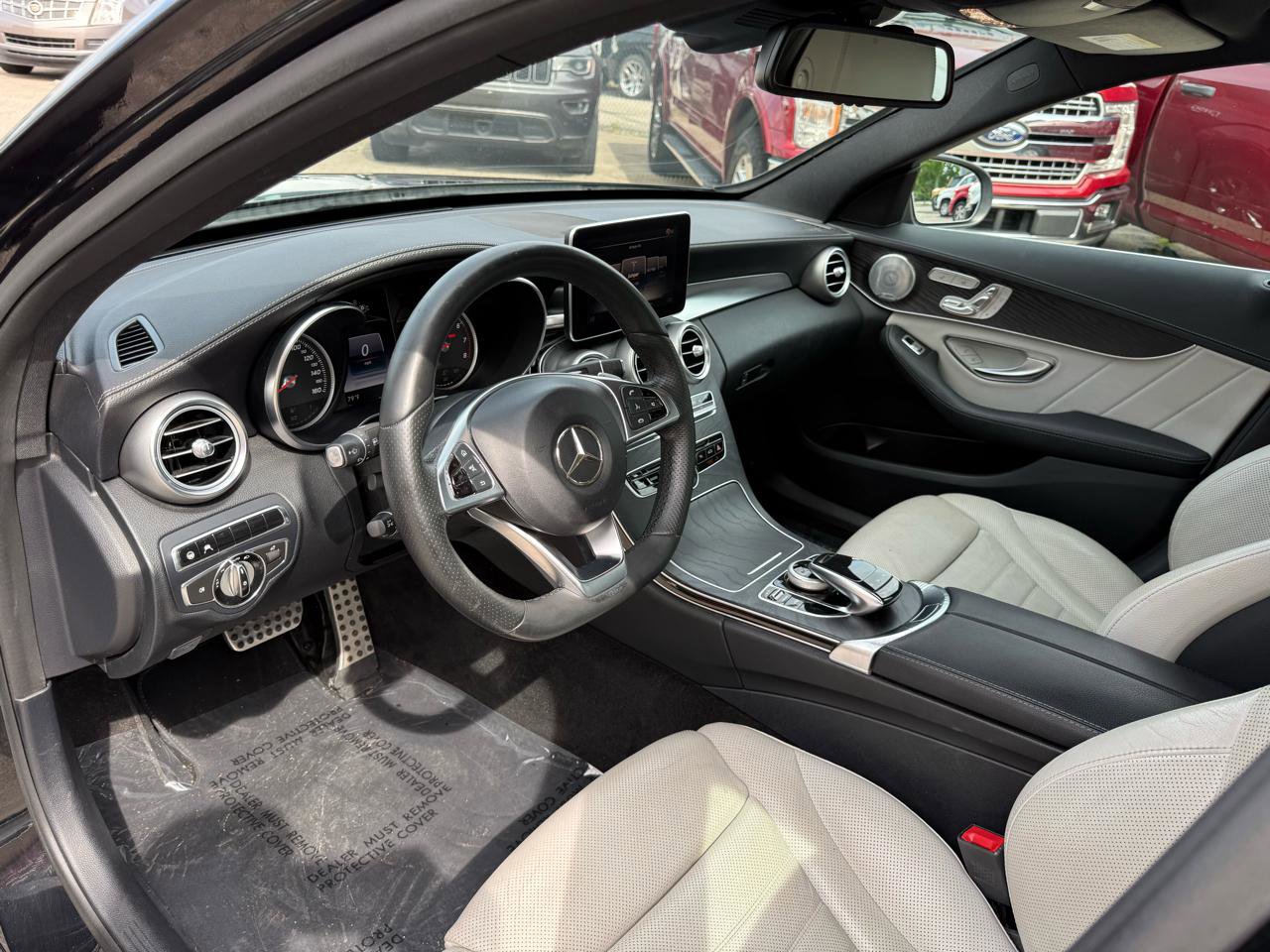 Used 2015 Mercedes-Benz C 400 4MATIC image 22