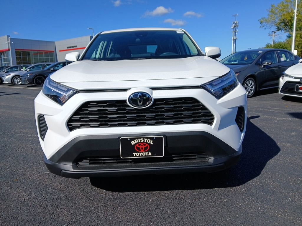 New 2025 Toyota RAV4 LE image 10