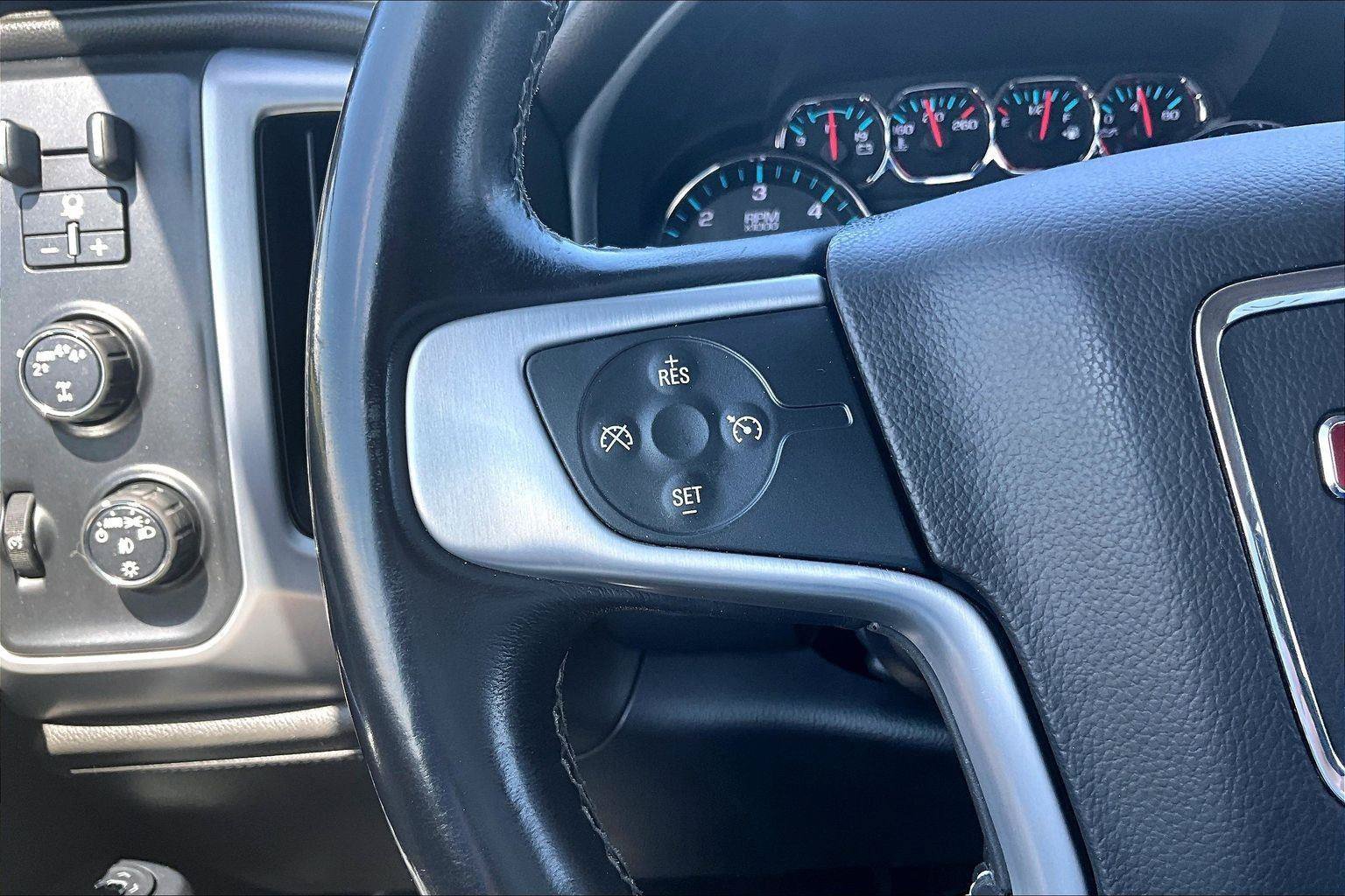 Used 2017 GMC Sierra 1500 SLE w/ SLE Value Package AWD/4WD image 19