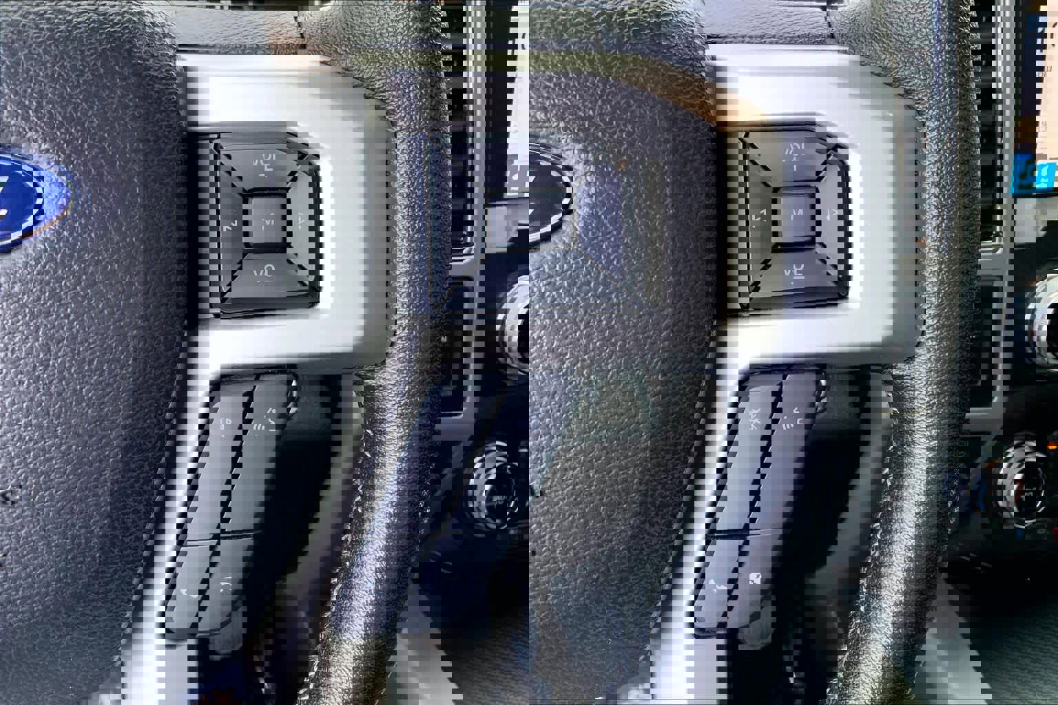 Used 2019 Ford F150 Lariat w/ Equipment Group 502A Luxury image 23